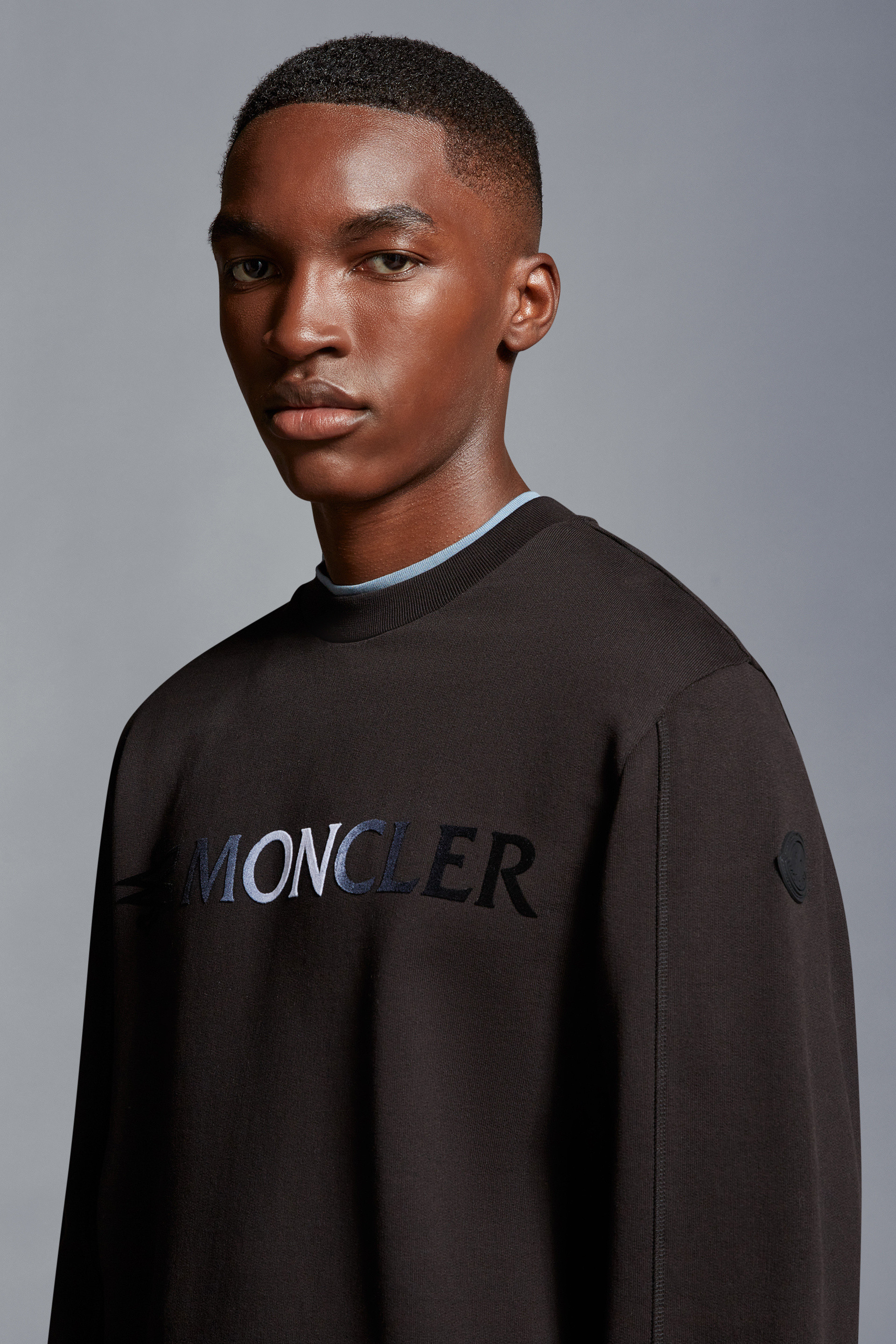 Moncler big hotsell logo sweatshirt