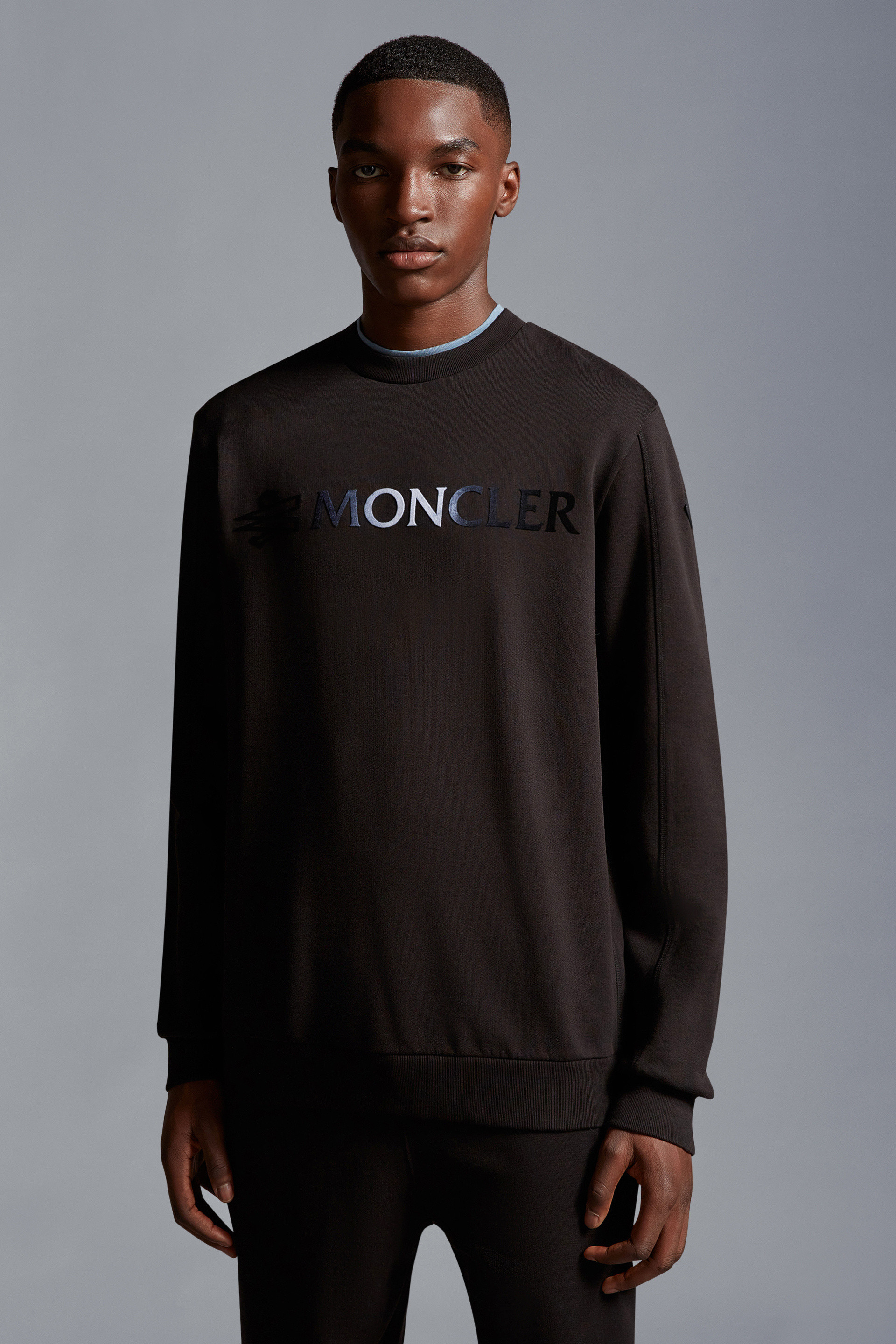 Black Logo Sweatshirt - Sweatshirts for Men | Moncler US
