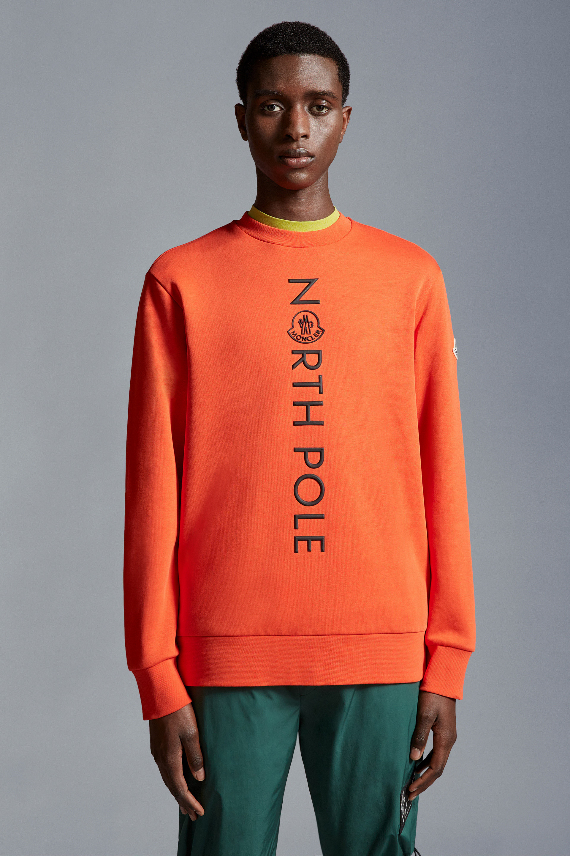 オレンジ スウェットシャツ : Sweatshirts 向けの Men | モンクレール