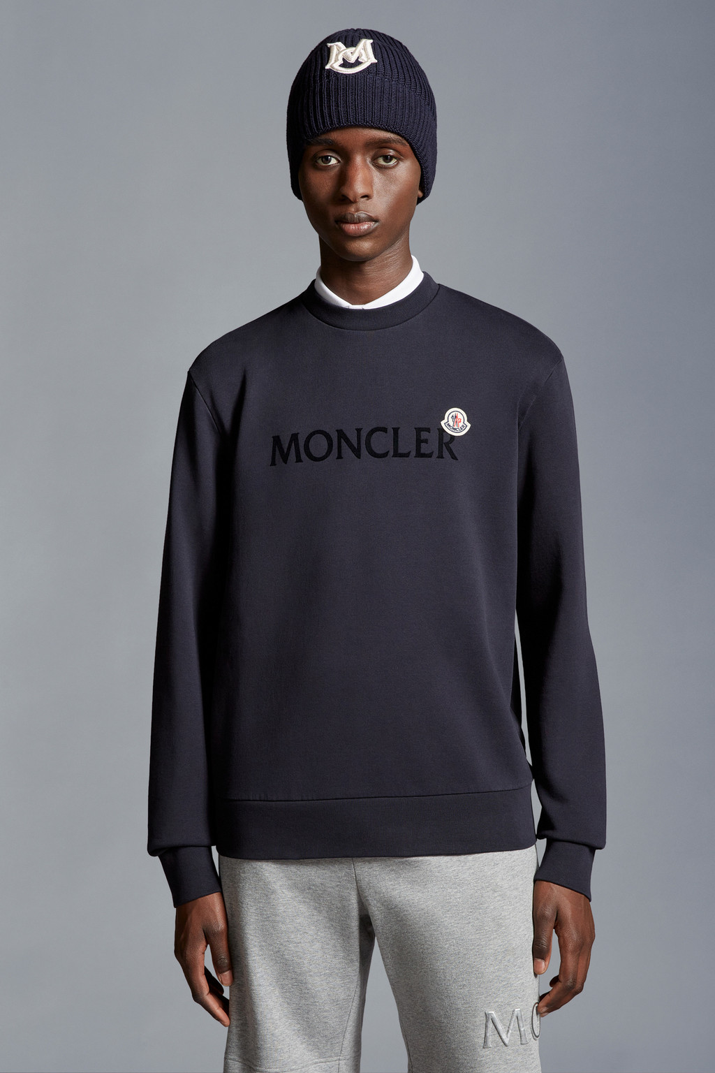 Moncler grey outlet sweatshirt