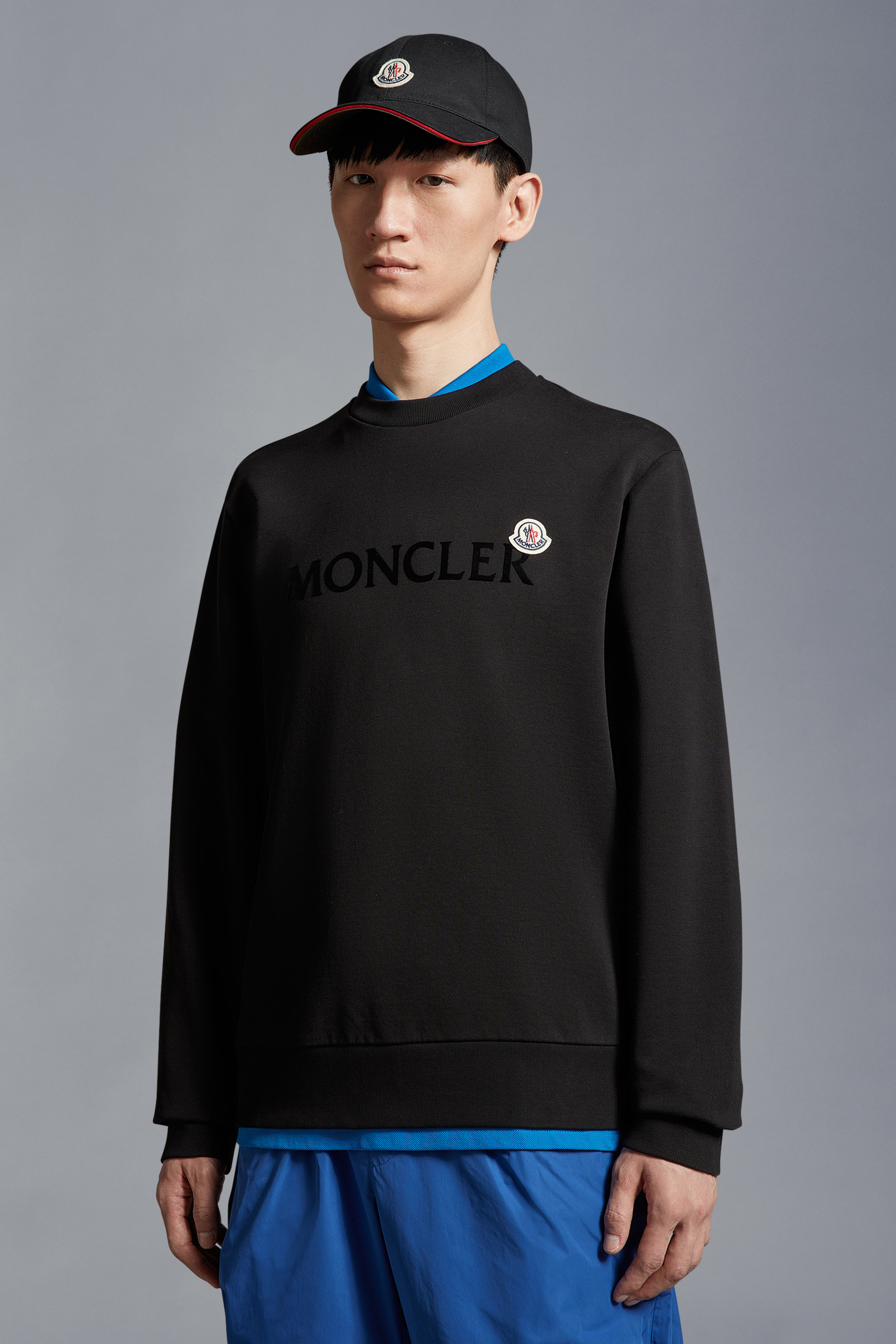 Moncler Logo Patch Sweatshirt Black Men's - US