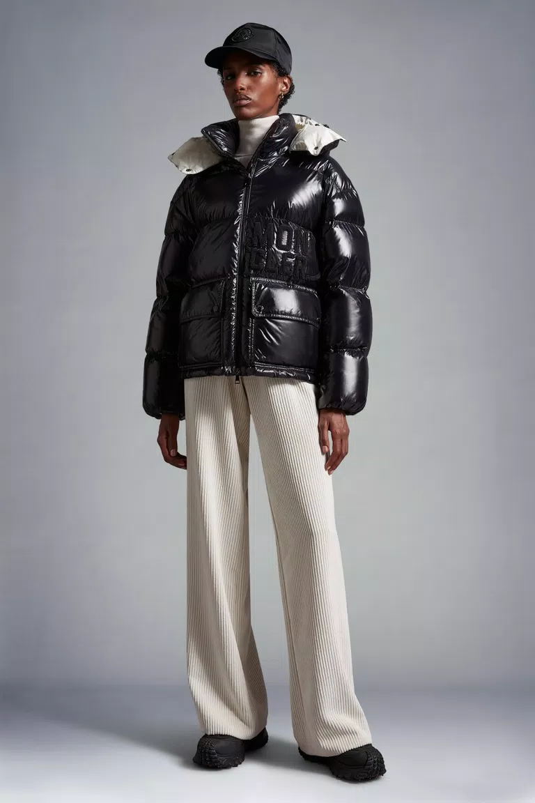 Down Jackets & Puffer Coats for Women | Moncler UK
