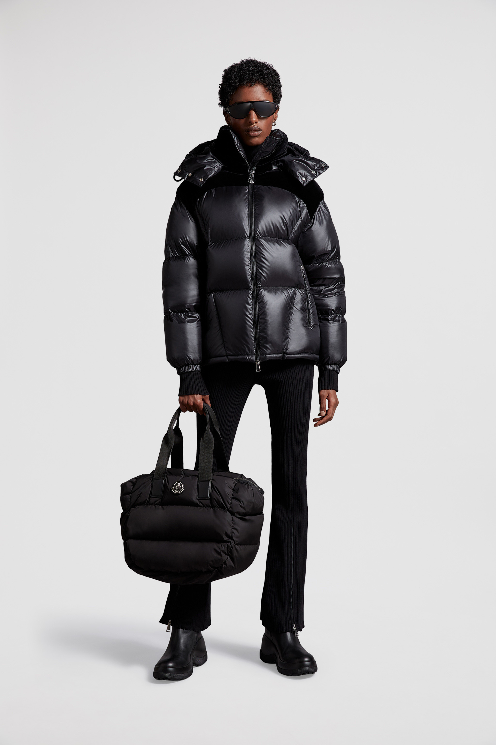 Moncler store short puffer