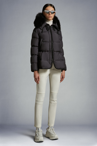 Moncler taleve matte sales puffer parka