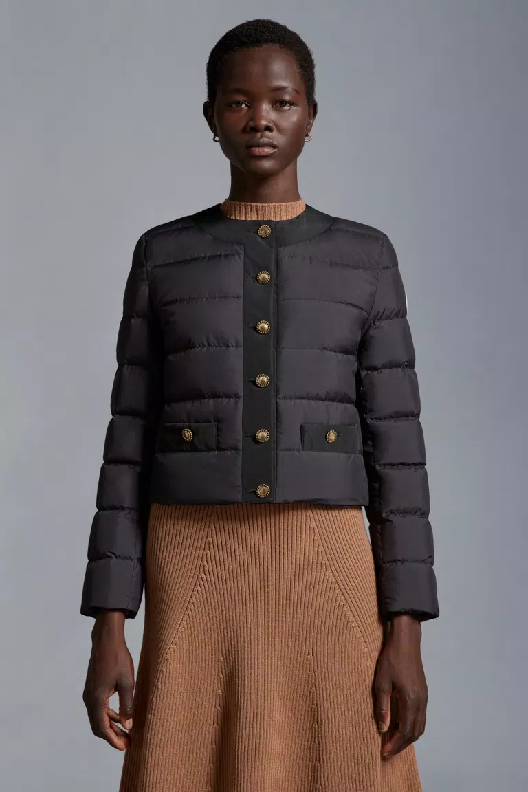 Black Salouen Short Down Jacket - Short Down Jackets for Women | Moncler US