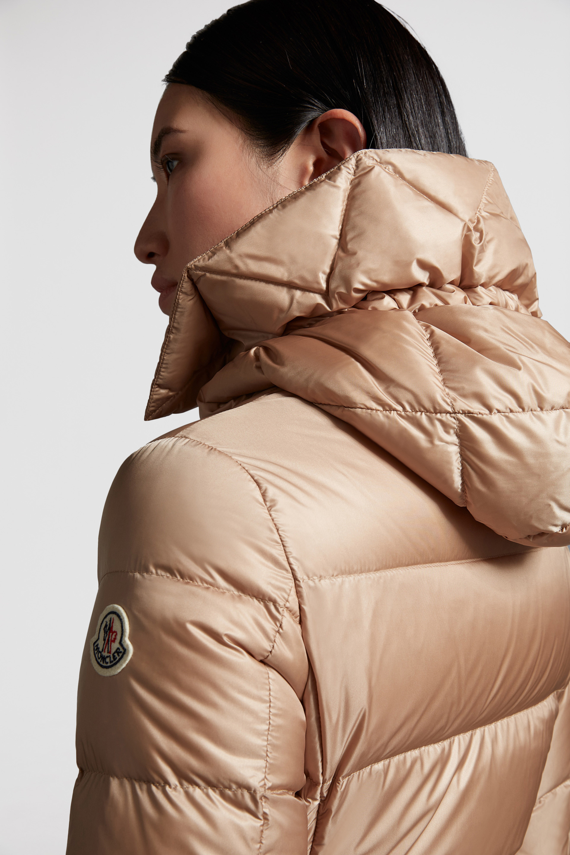 Beige store moncler coat