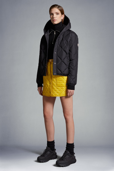 Black Arvouin Short Down Jacket - Short Down Jackets for Women | Moncler CA