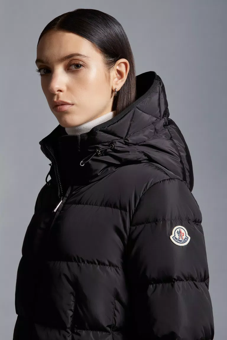 Black Avocette Long Down Jacket - Long Down Jackets for Women | Moncler CA