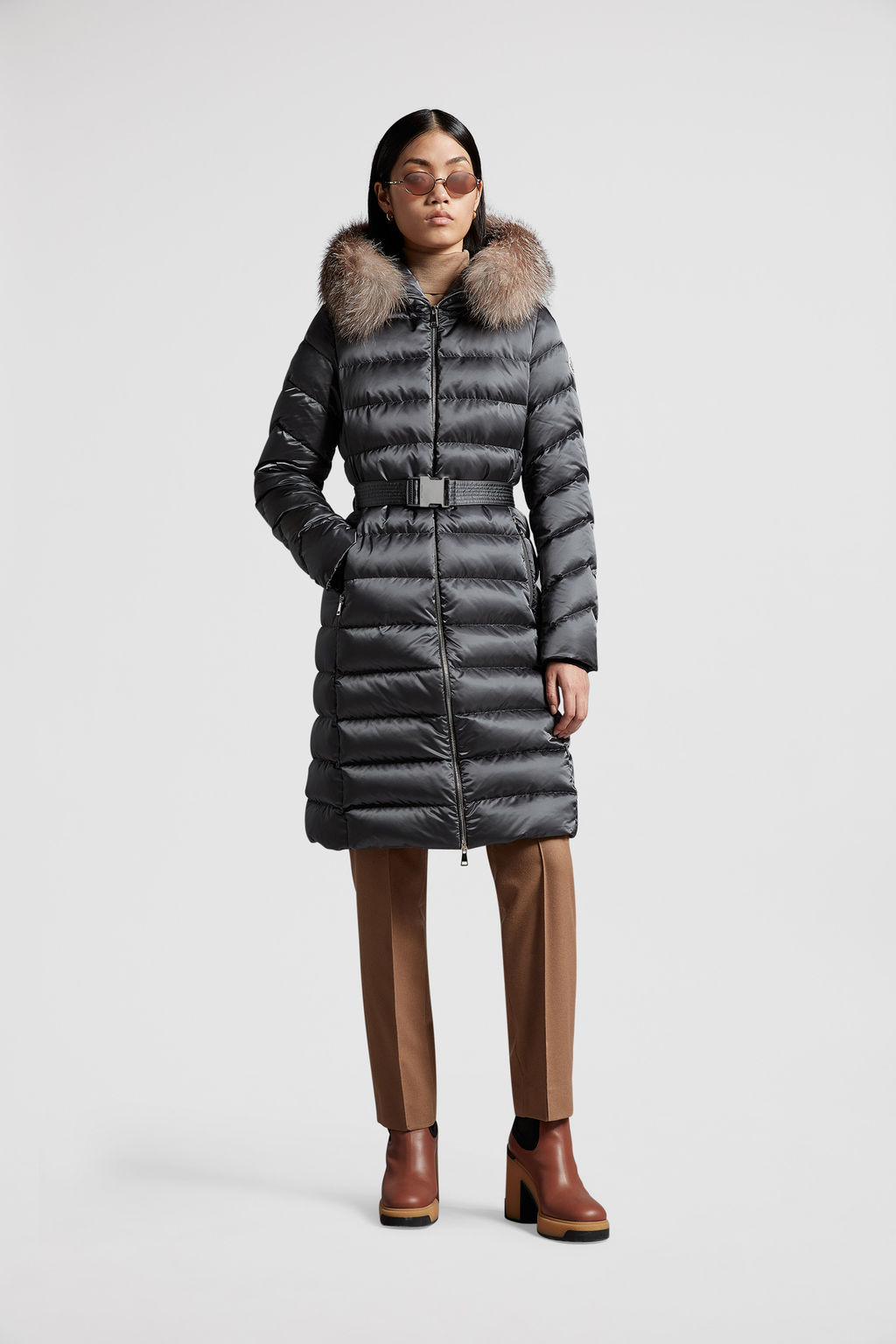 レア> MONCLER / モンクレールポンチョカメリン滝沢 - ポンチョ 