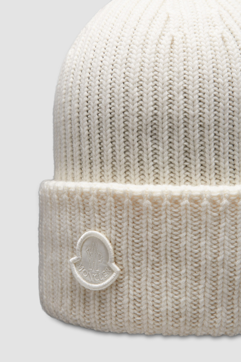 Bucket Hats, Beanies, Caps & Visors For Women | Moncler US