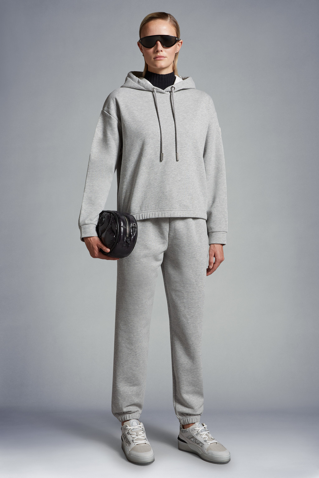 Moncler track hot sale pants grey