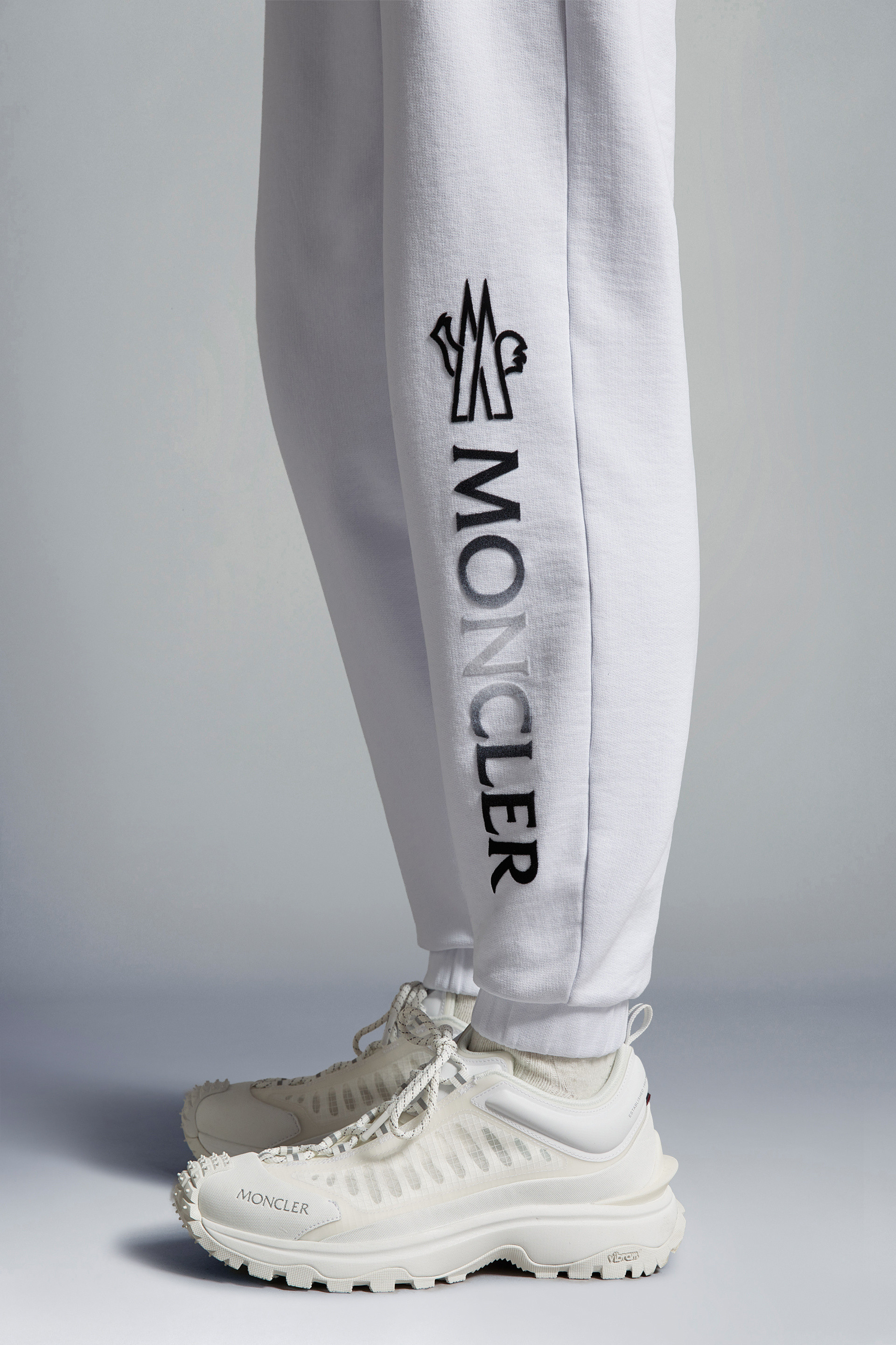 Pantalones deportivos Moncler - Pantalón Chándal Blanco Para Mujer -  B1093876860080948034