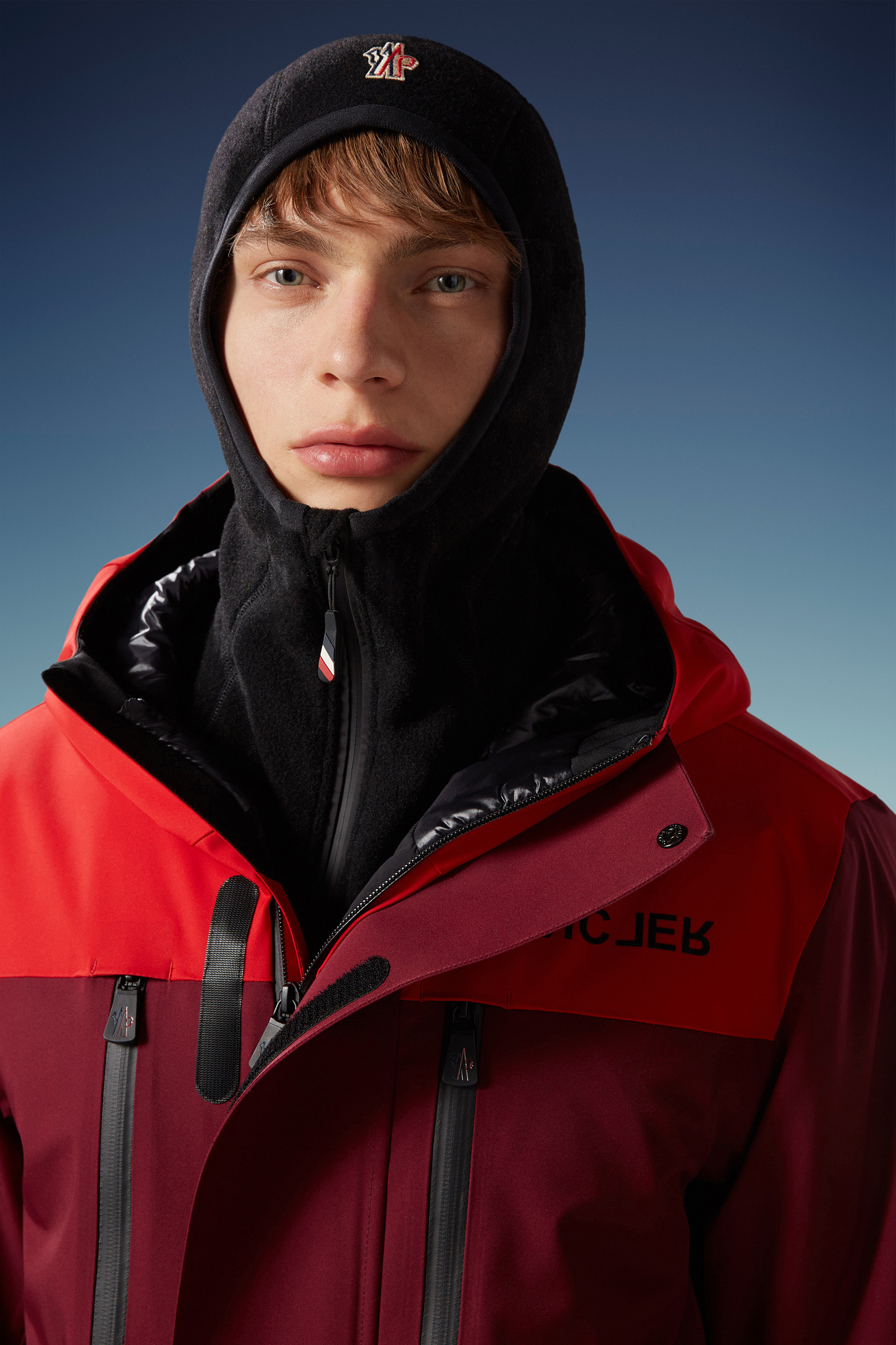 Mens Ski & Outdoor Accessories  Moncler Velvet Fleece Cagoule Black >  Revalue Global