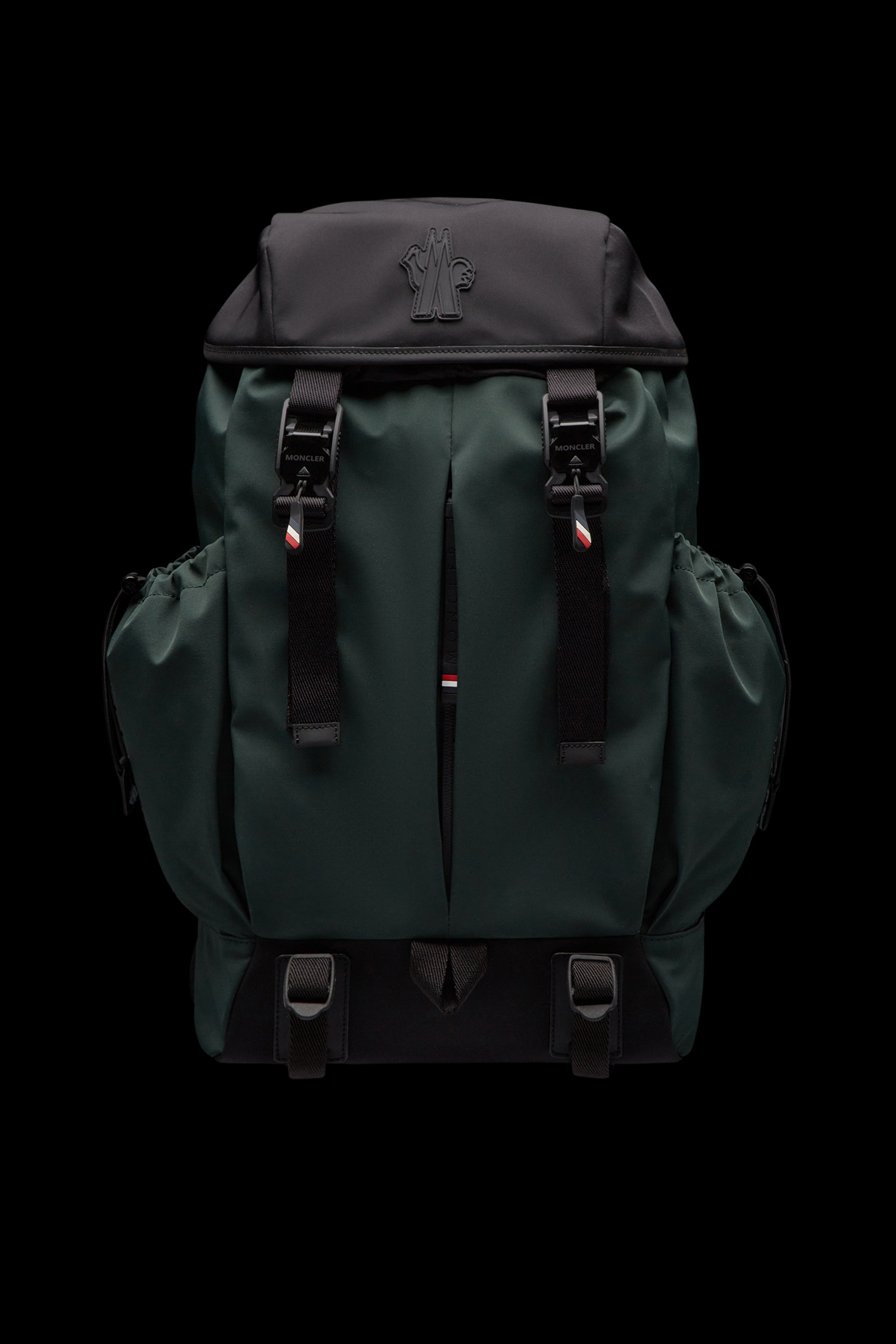 Habubu Van toepassing zijn Oneerlijk Forest Green Backpack - Bags & Trolleys for Men | Moncler US