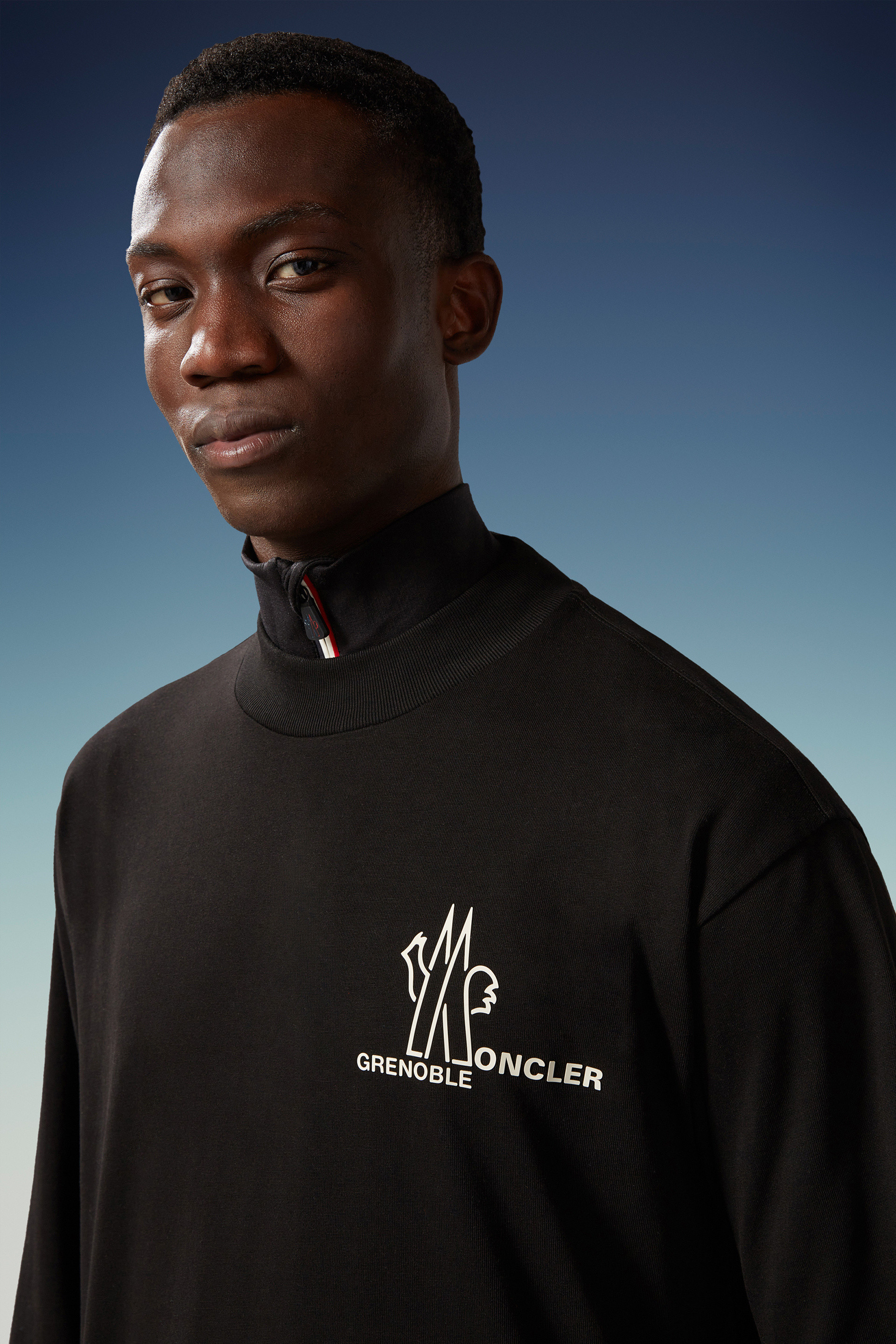 Moncler long clearance sleeve t shirt