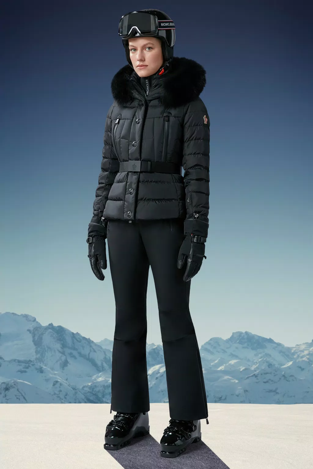 Black Suisses Short Down Jacket - Short Down Jackets for Women