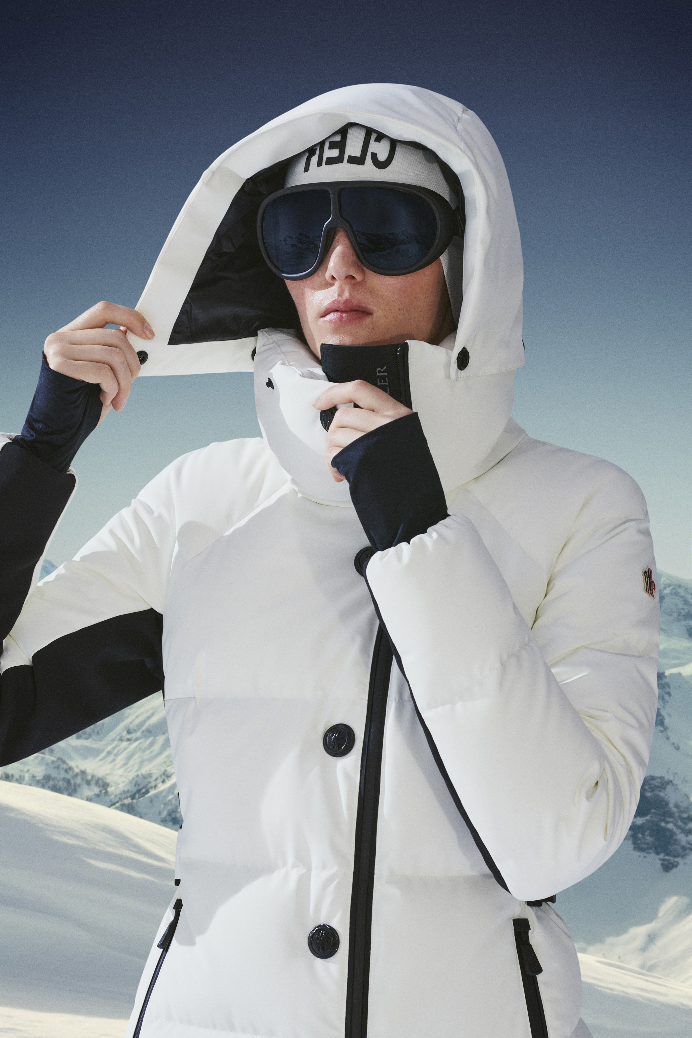 White moncler coat store womens