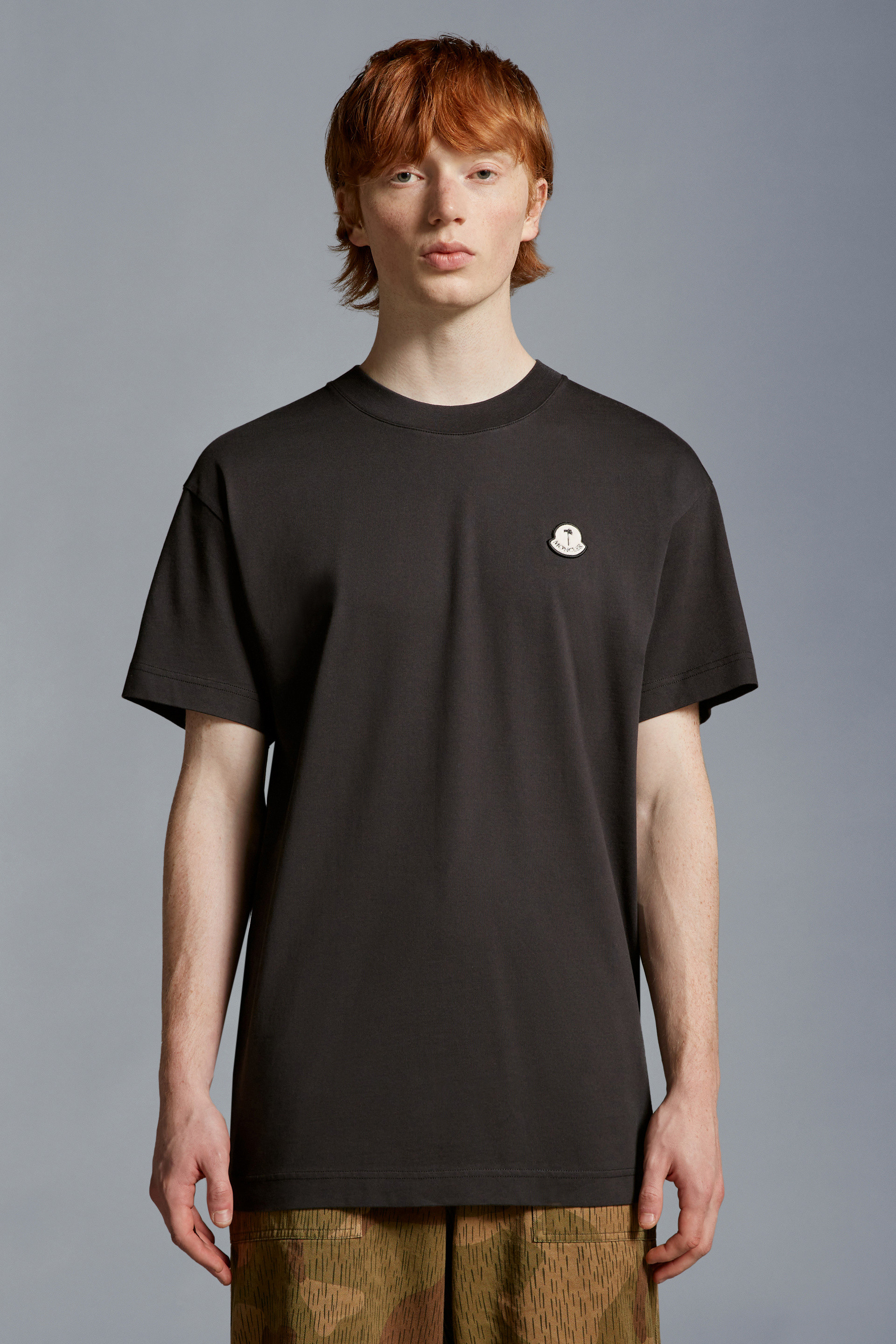 ブラック Tシャツ : Moncler x Palm Angels 向けの Genius | モンクレール
