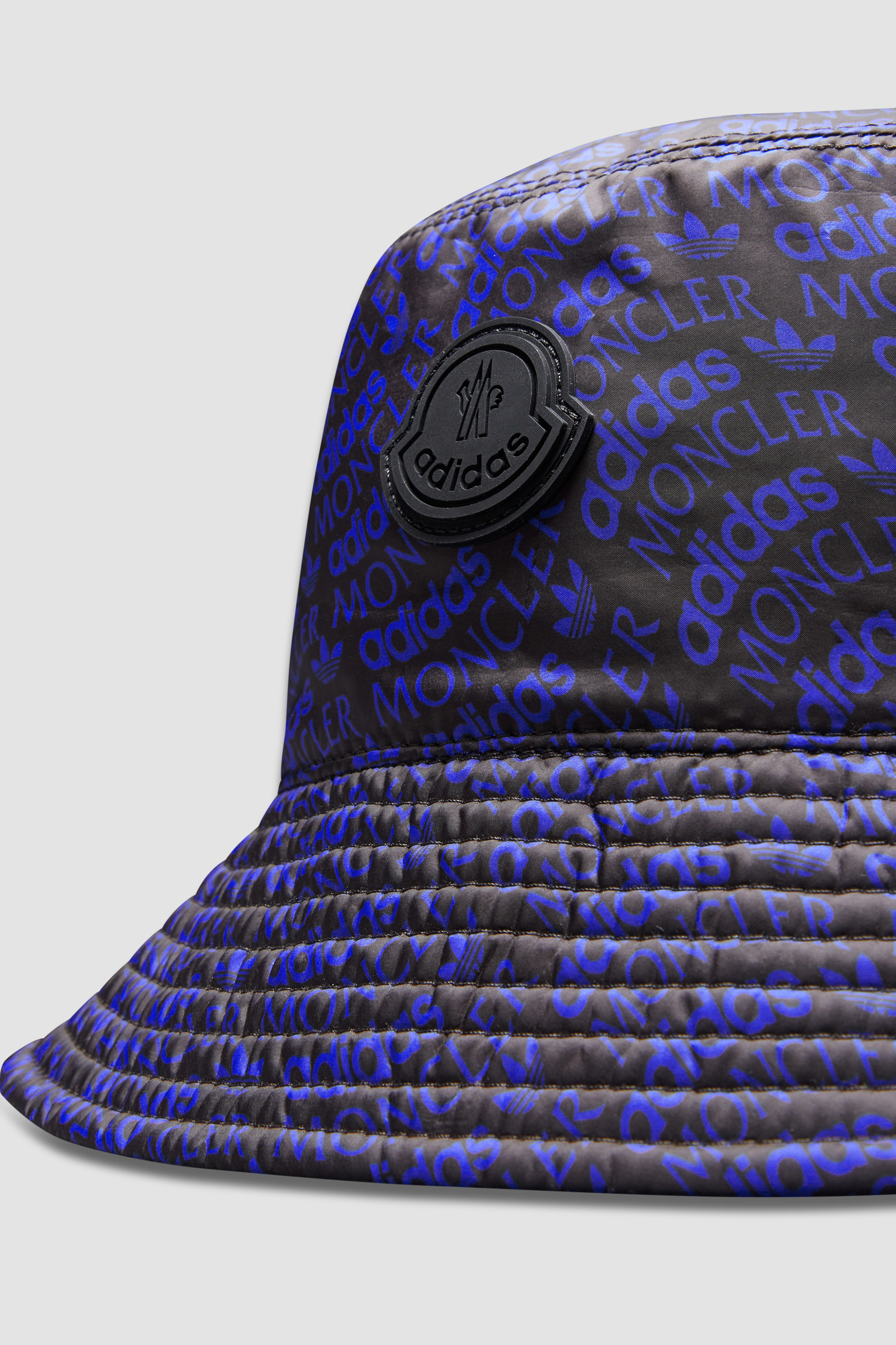 ブラック & ブルー バケットハット : Moncler x adidas Originals 向け 