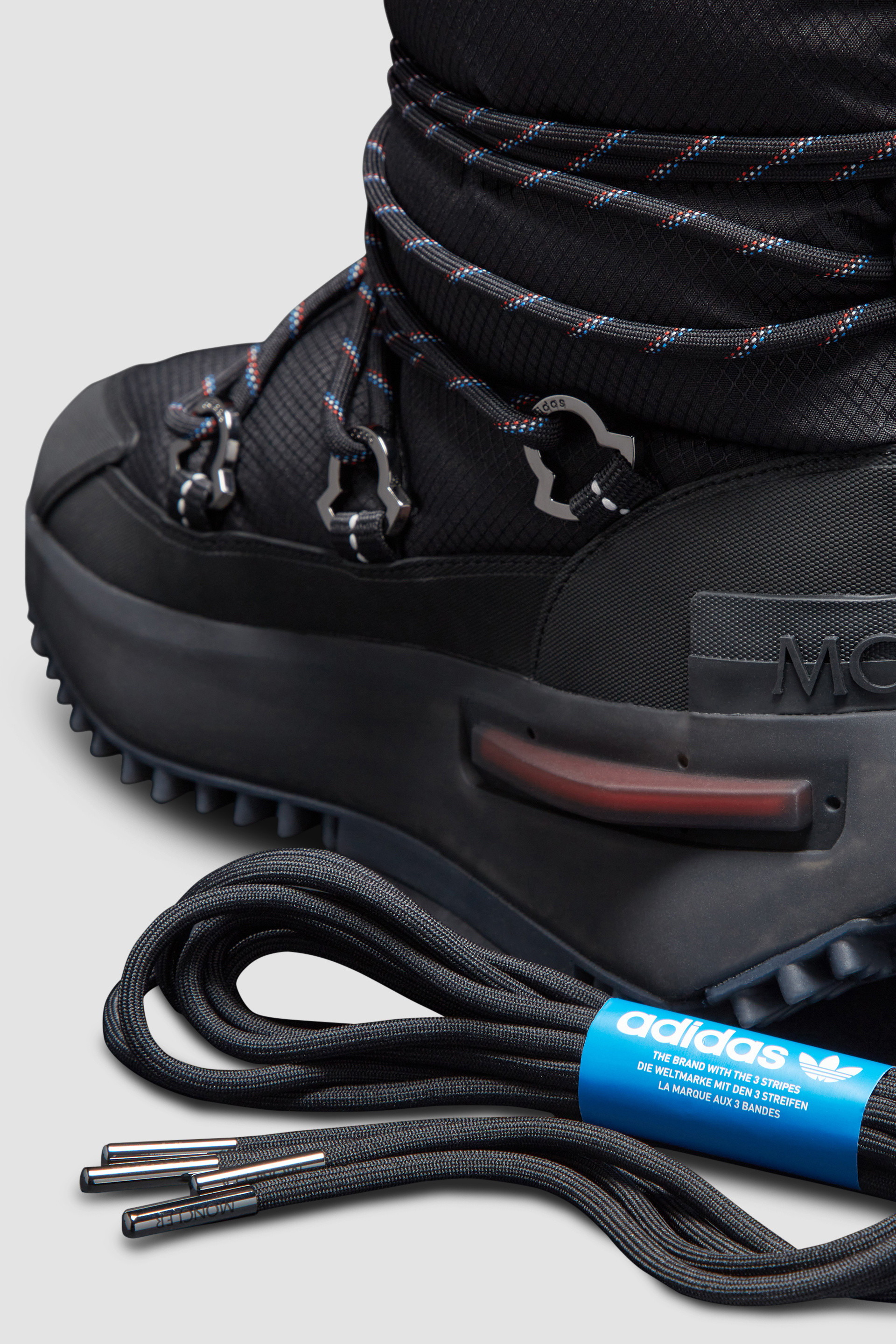 ブラック Moncler NMD Midブーツ : Moncler x adidas Originals 向けの