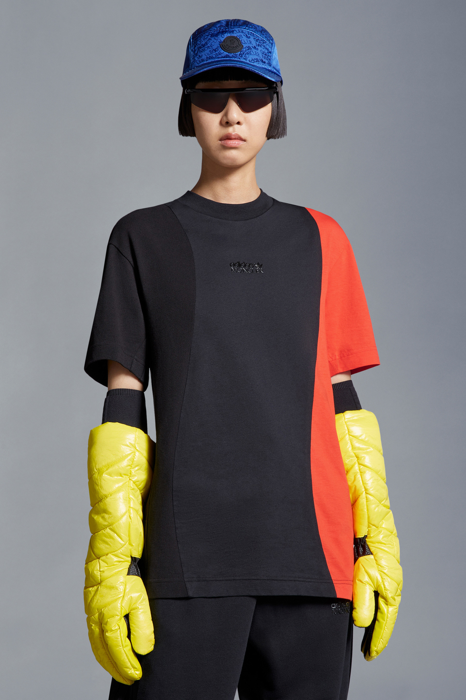 オレンジ & ブラック Tシャツ : Moncler x adidas Originals 向けの