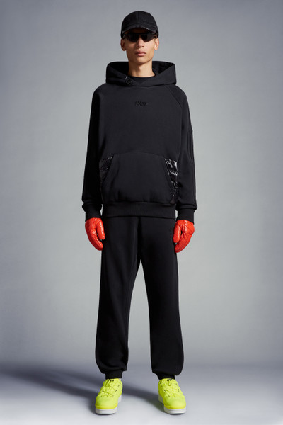 ブラック パンツ : Moncler x adidas Originals 向けの Genius