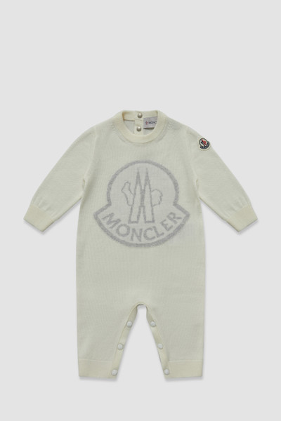 Baby moncler hot sale baby grow