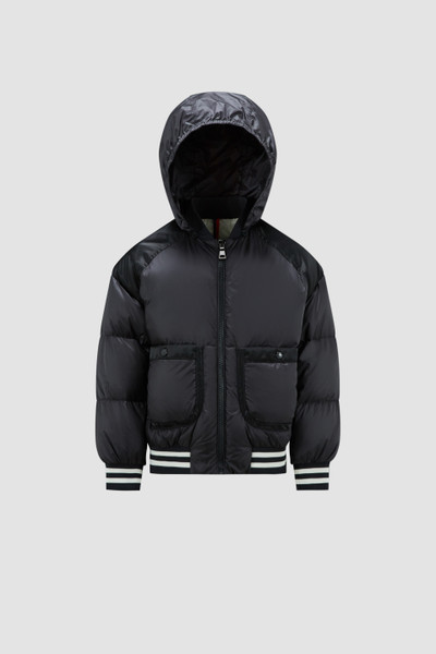 Black moncler hot sale jacket kids