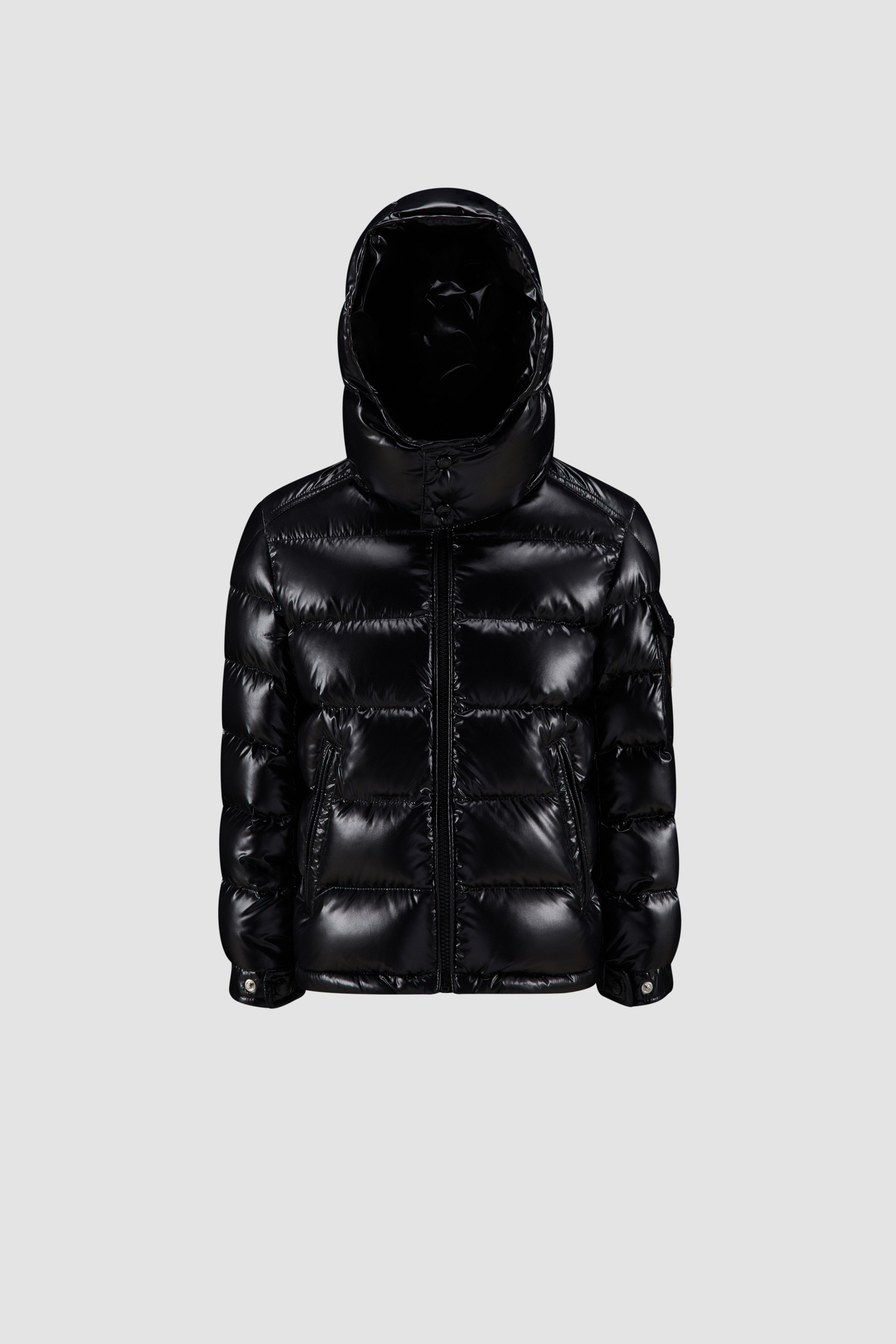 Moncler boyswear shop