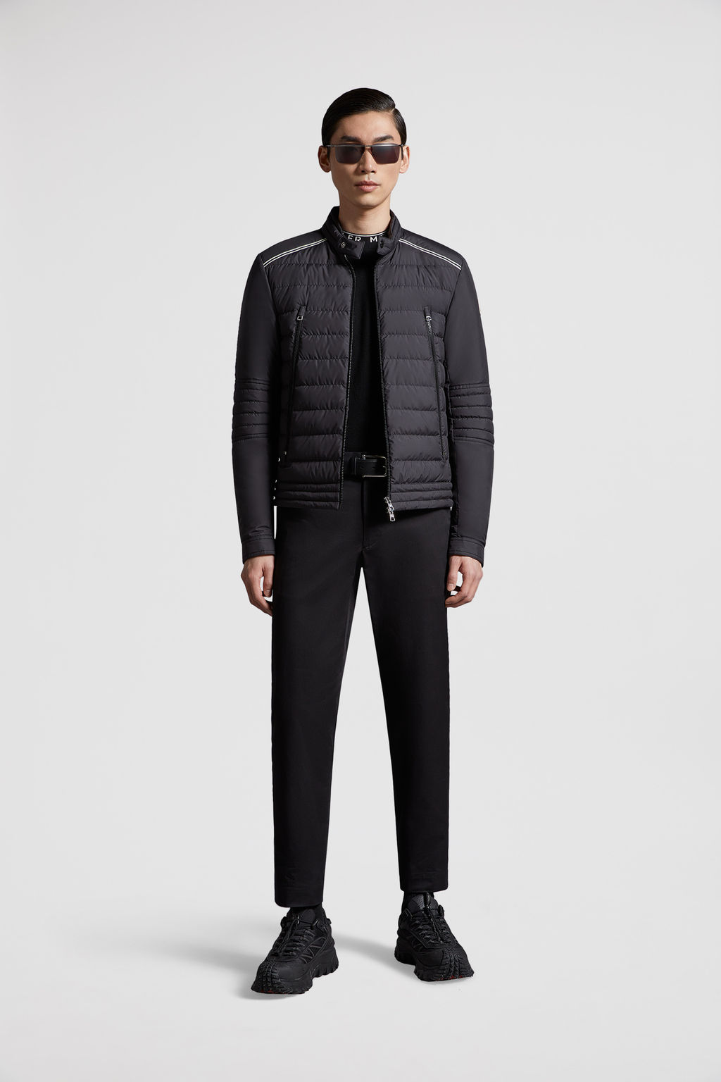 Piumino corto Perial Nero Piumini Corti Uomo Moncler IT