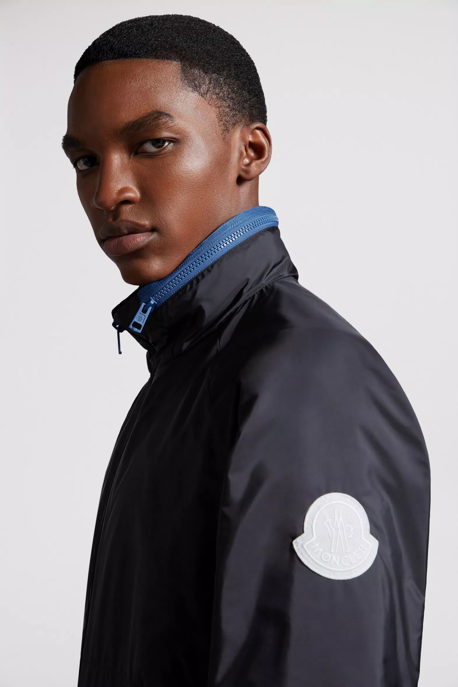 Black Octano Rain Jacket - Windbreakers & Raincoats for Men | Moncler SI