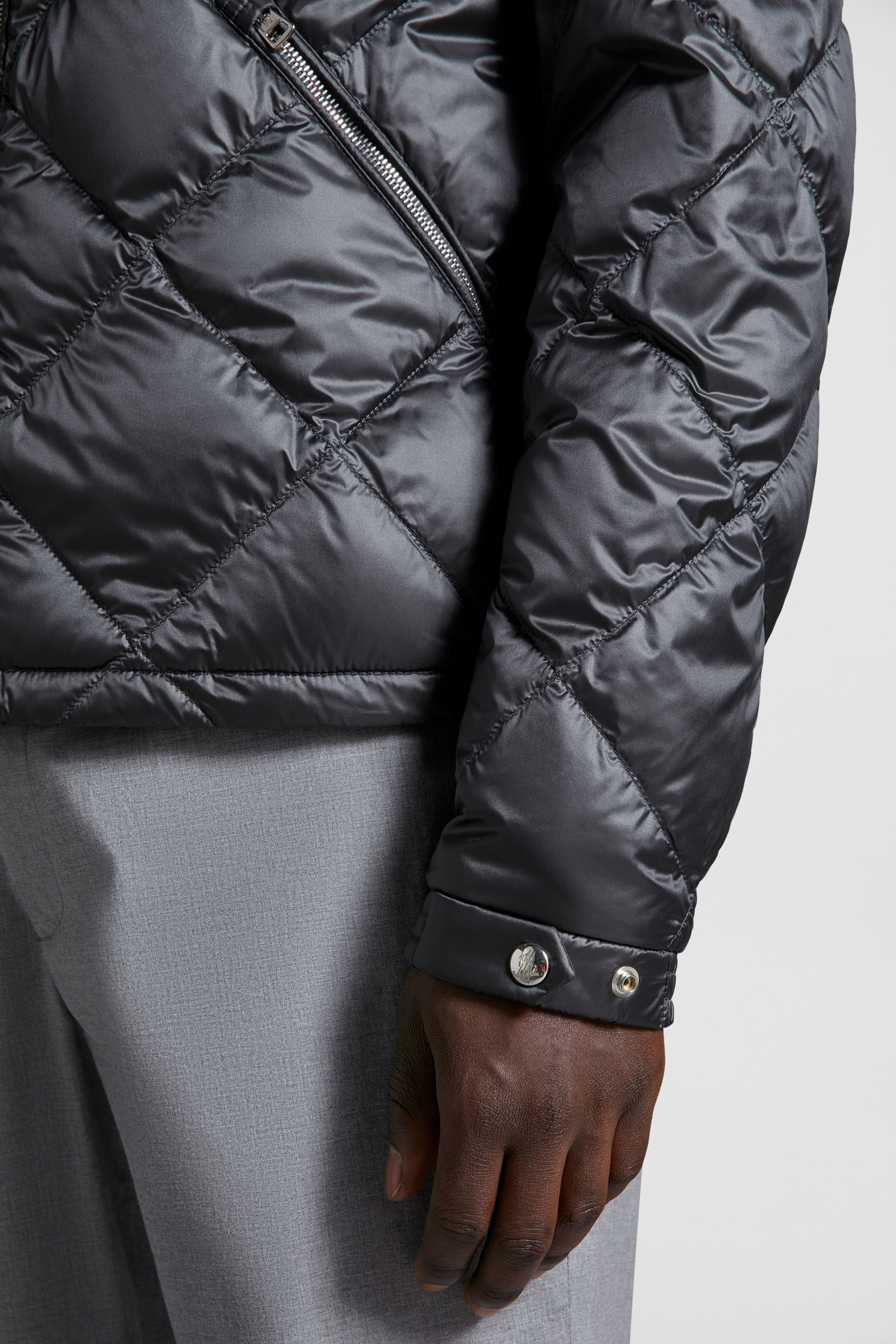 Dark Gray Asta Short Down Jacket Short Down Jackets for Men Moncler HR