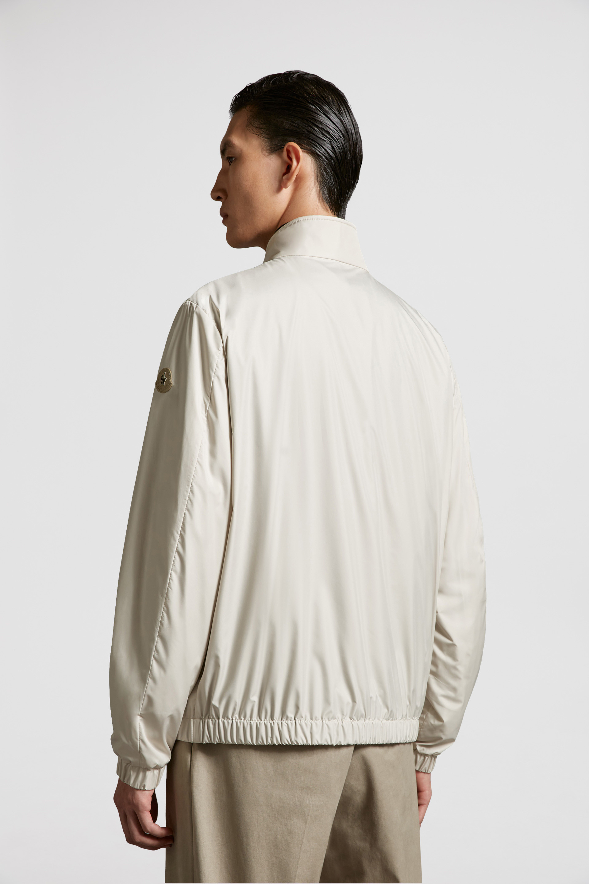 Windbreakers & Raincoats for Men - Outerwear | Moncler JP