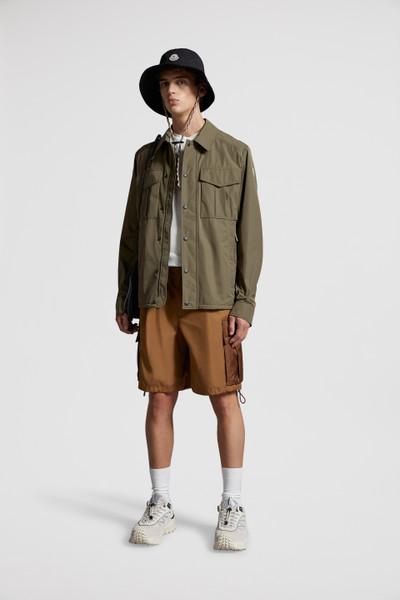 Moncler store cargo shorts