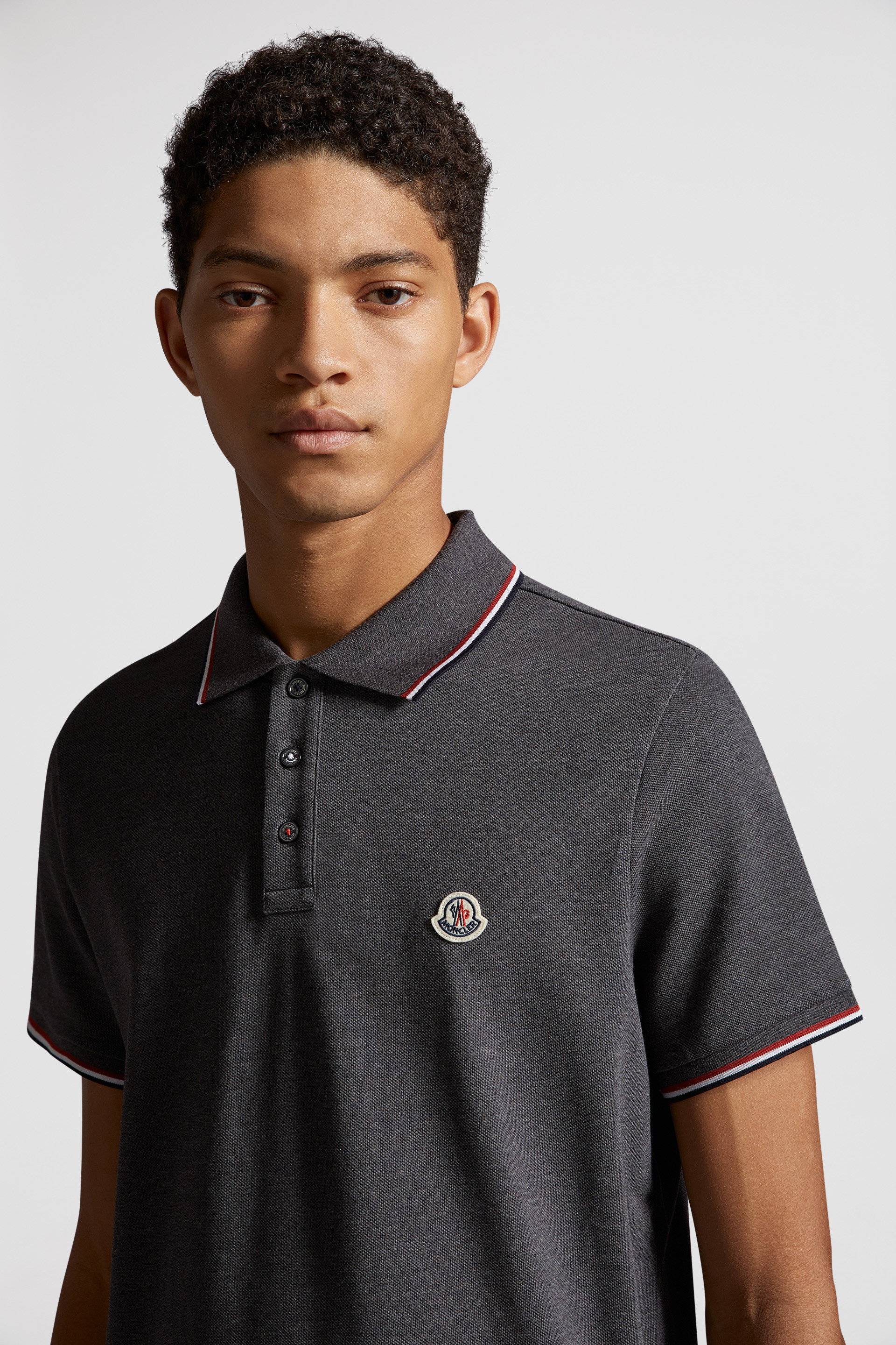 Poloshirt mit Logoaufnäher Dunkelgrau - Polos & T-Shirt für Herren 舞華様専用♡