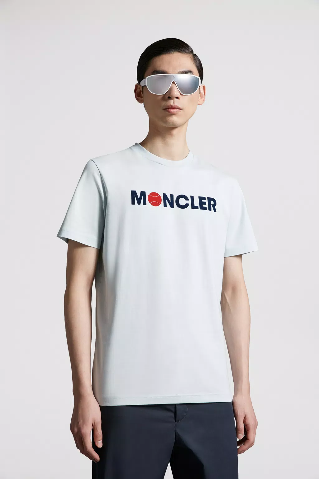 Cardigans, Hoodies, T-Shirts & Pants for Men | Moncler US