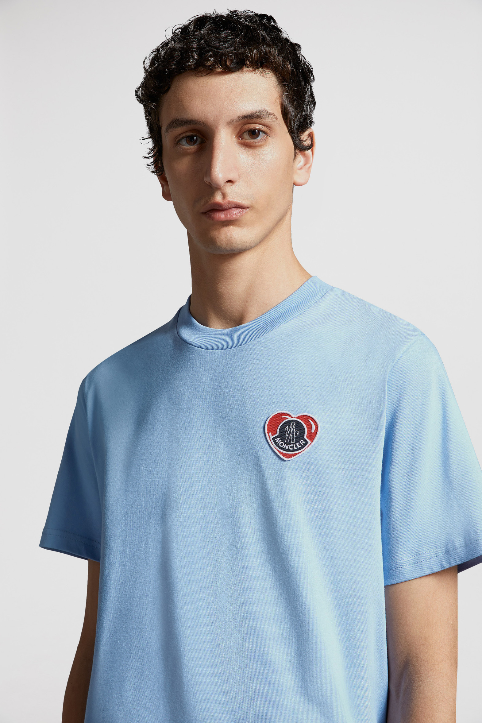 Light Blue Heart Logo TShirt Polos & Tshirts for Men Moncler NO
