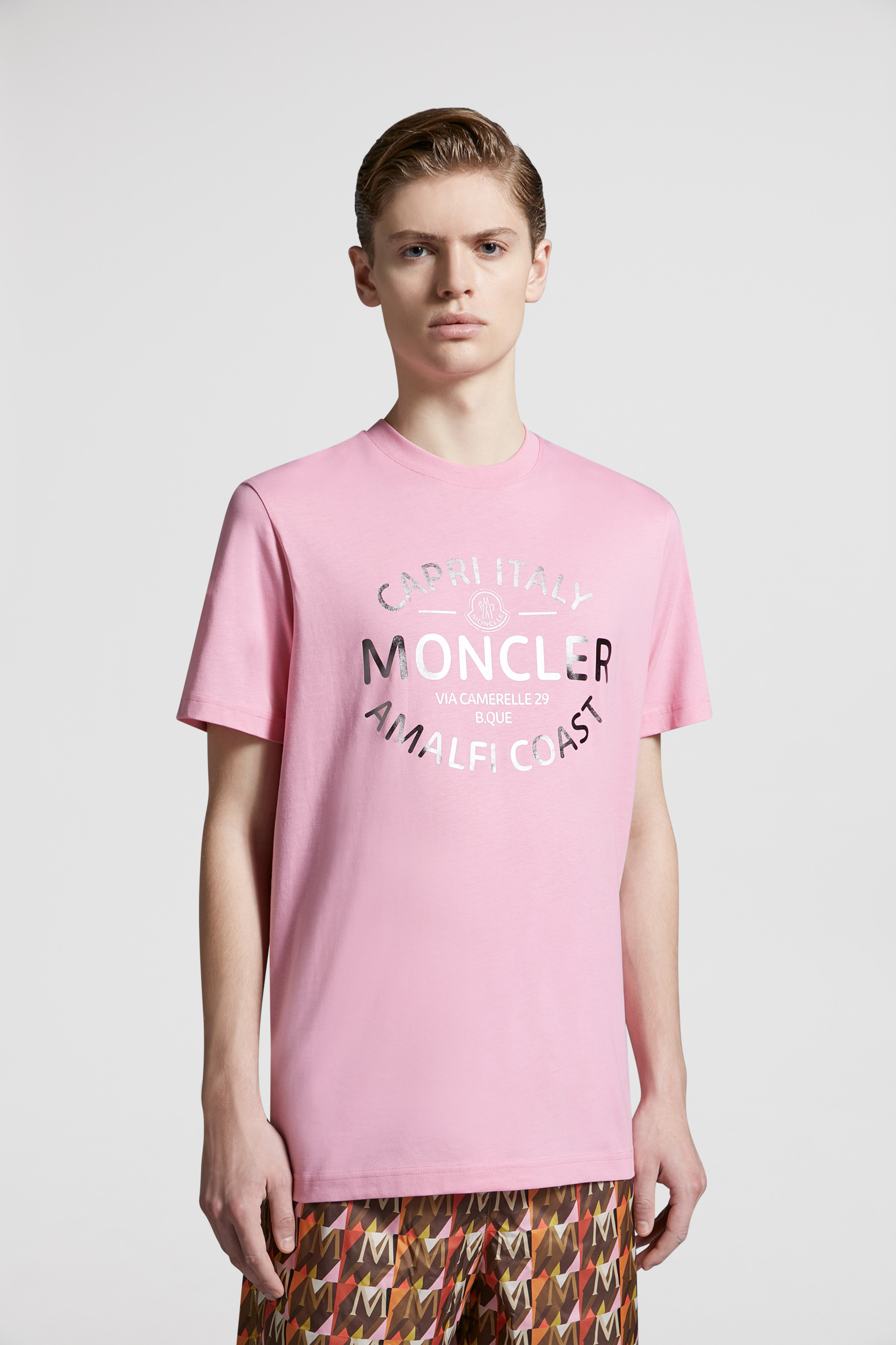 6,000円超美品⭐︎ 着用短時間一度のみ　モンクレール　14A ピンク　Tシャツ