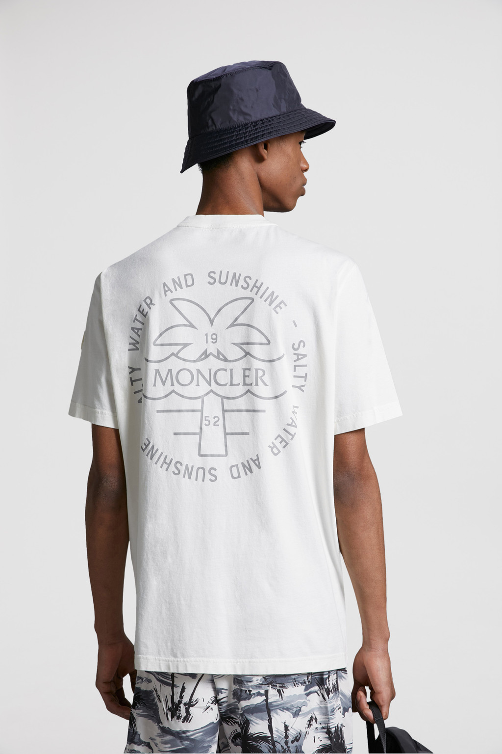 Polos & T-shirts for Men - Ready-To-Wear | Moncler EE