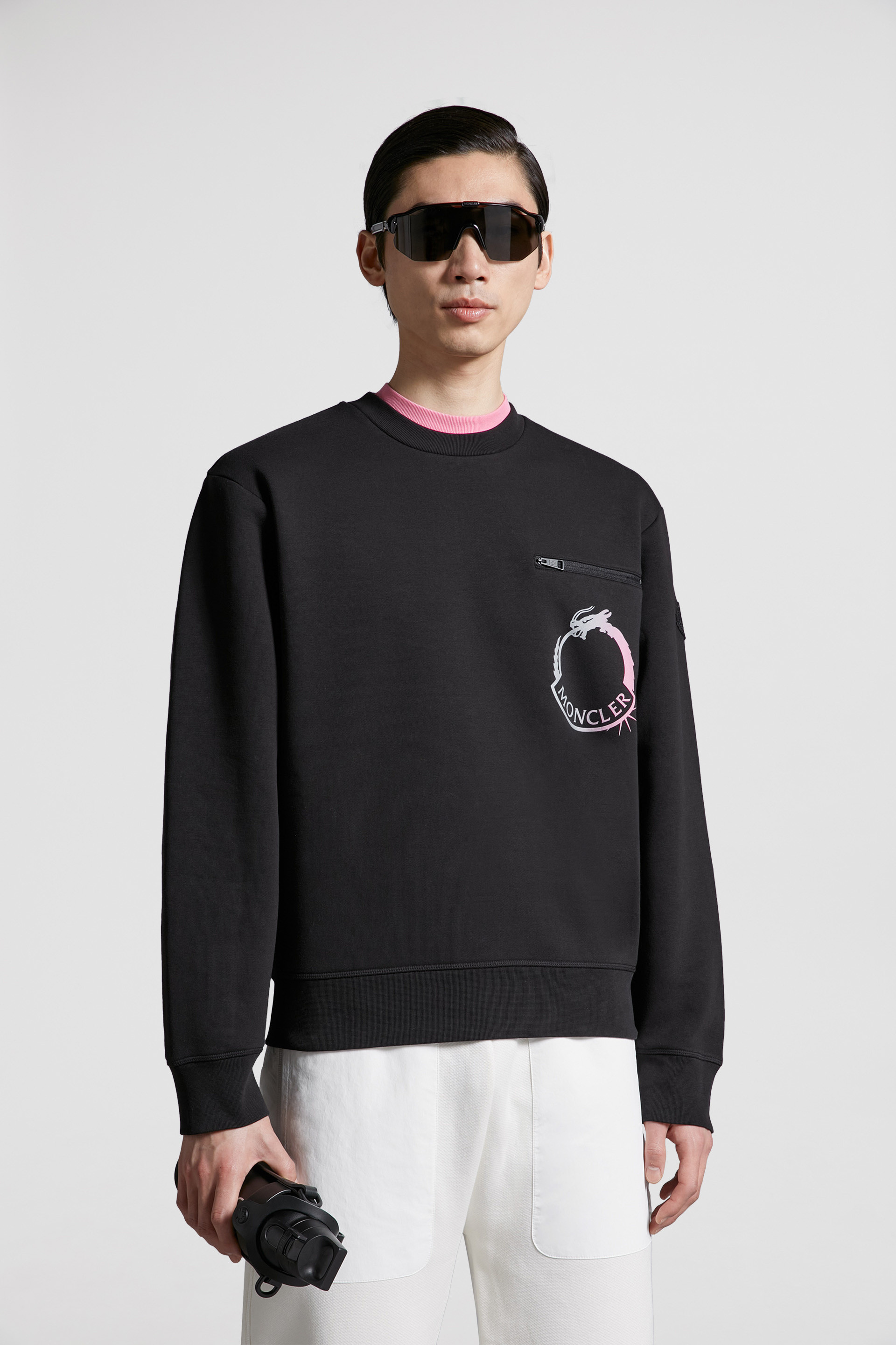 Black moncler cheap sweatshirt