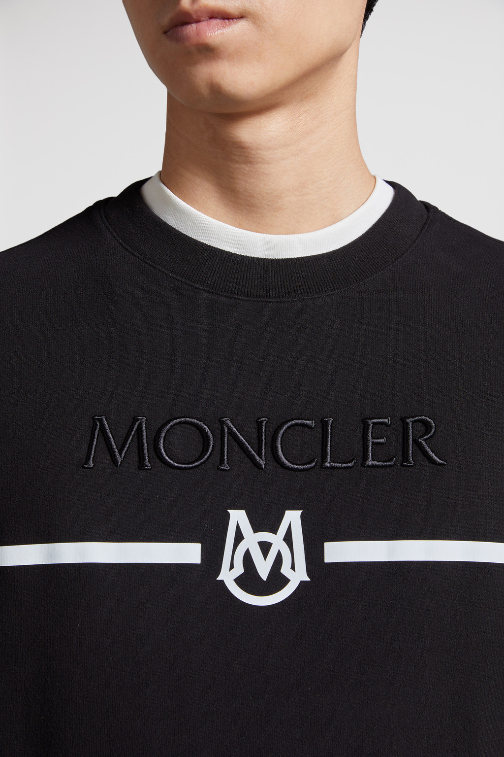 Black Logo Sweatshirt - Sweatshirts For Men | Moncler US