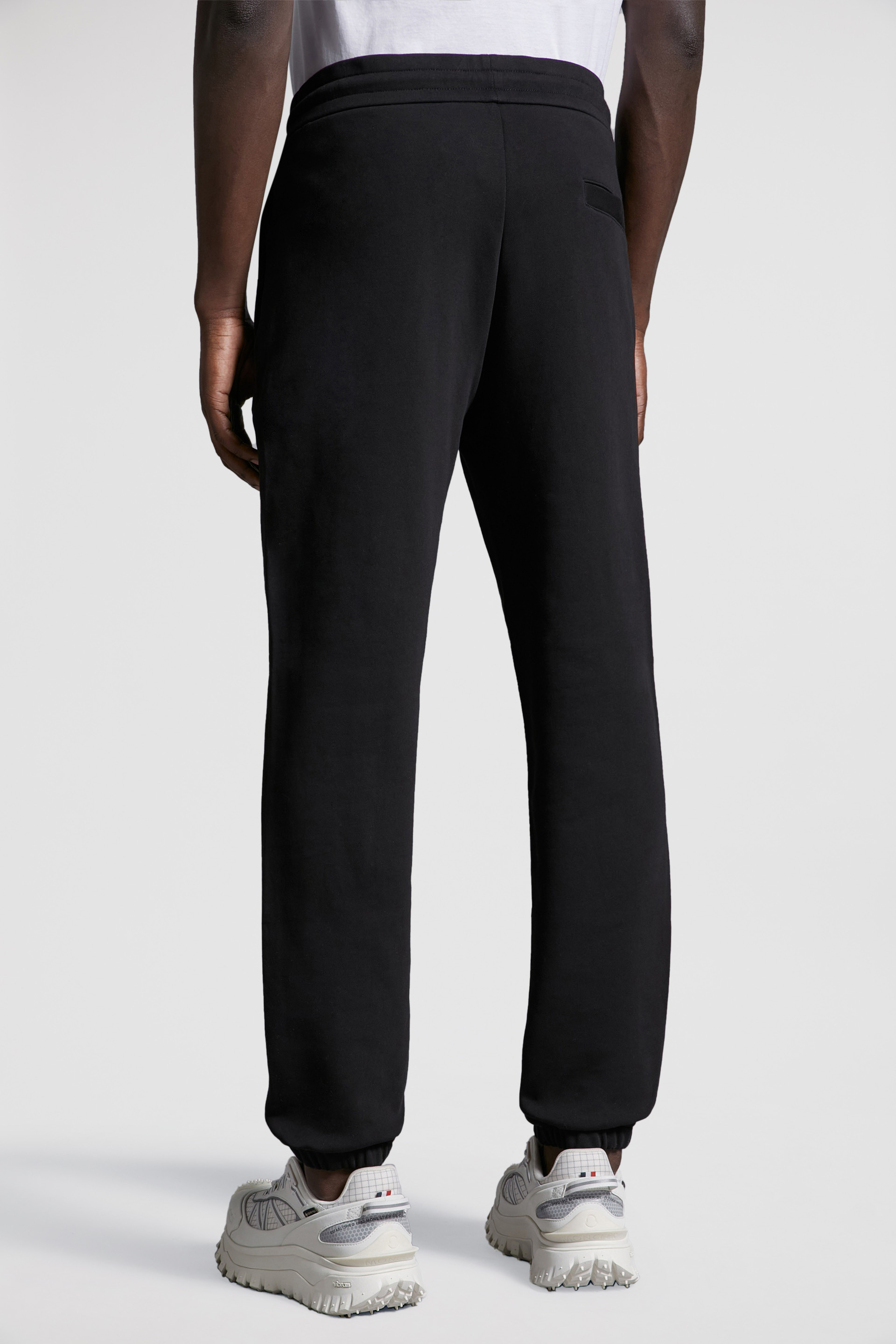 Moncler Ladies Side Stripe Tracksuit Pants in Black, Brand Size 40 (US Size  2) E10931650000-C0006-999 - Apparel - Jomashop