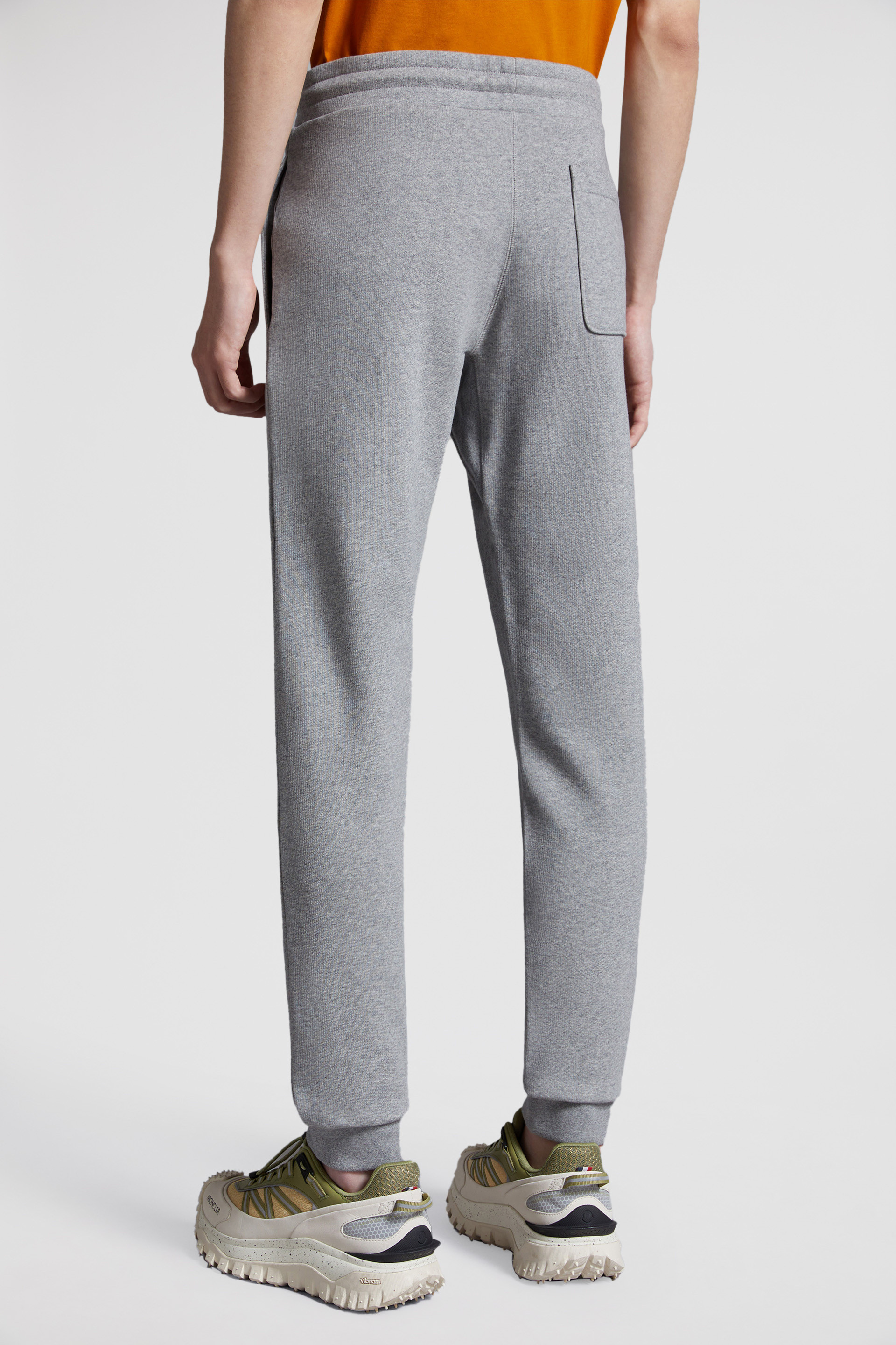 moncler joggers men's grey