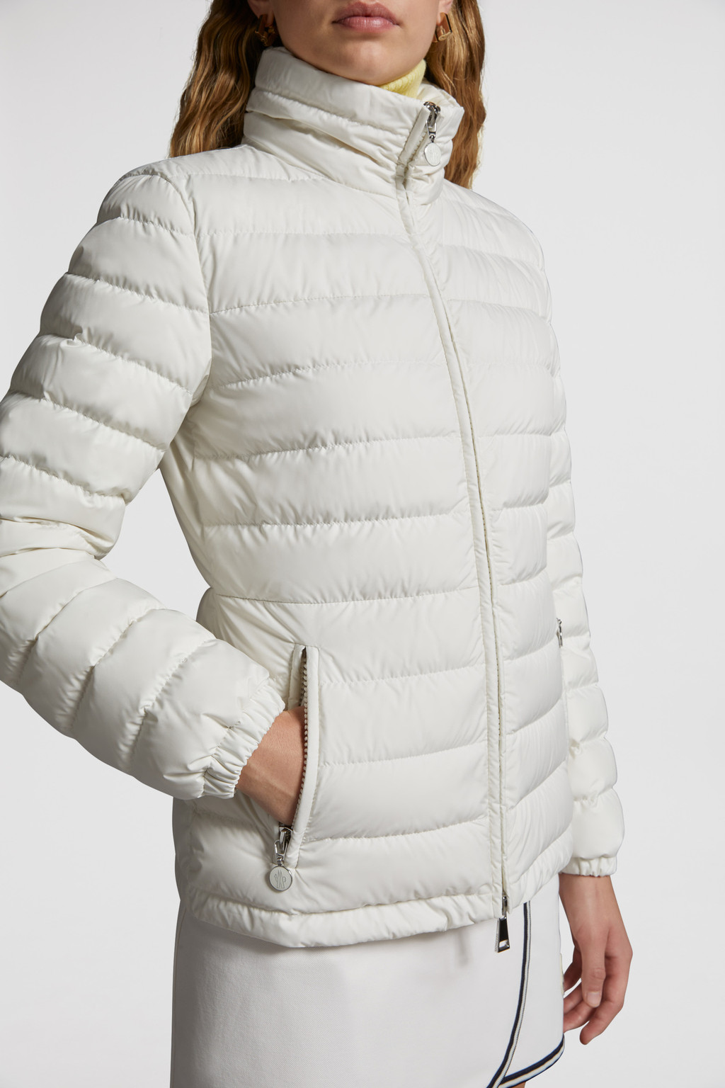 White Abderos Short Down Jacket - Short Down Jackets for Women | Moncler EE