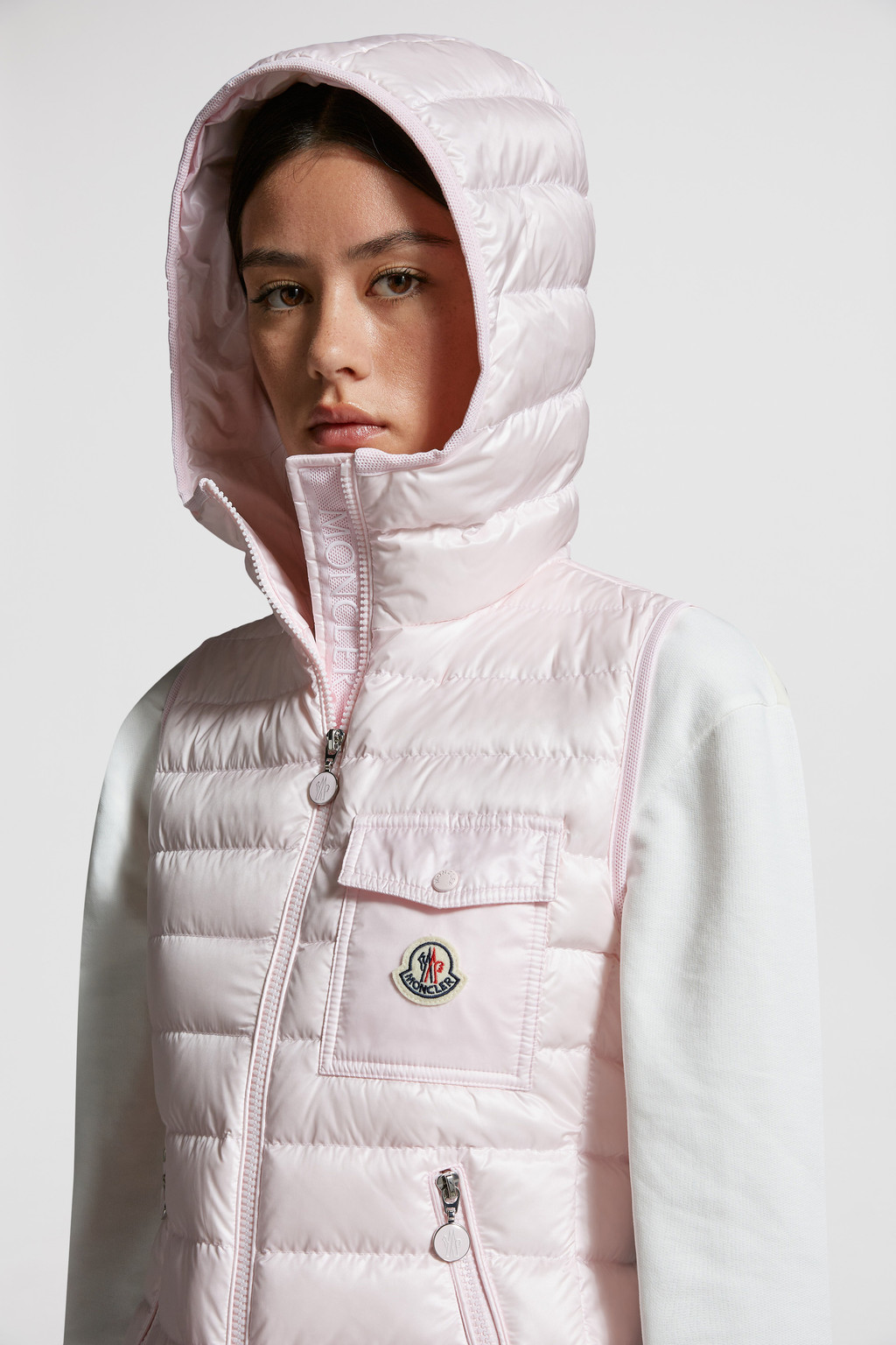 Veste Femme Imperméable à Capuche, Doudoune Legere Femme Mi-Longue Matelassée Couleur Unie Manches Longues Zippée Manteau Raincoat Windproof Légère Doux Et Confortable Grandes Tailles Blouson Hooded