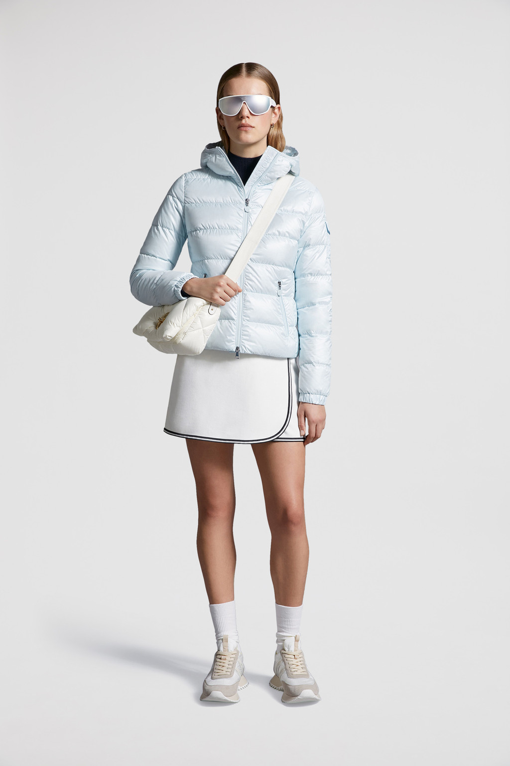 Moncler Vestina con cappuccio I29518I00001