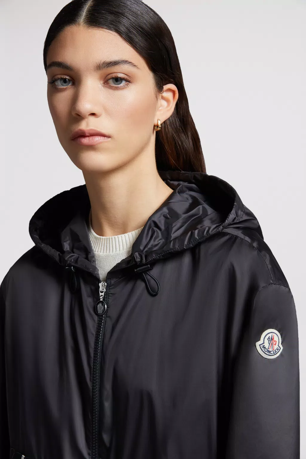 Veste Coupe-vent à Capuche pour Hommes et Femmes - Marque - Modèle Veste Coupe-vent à Capuche pour Hommes et Femmes - Marque - Modèle