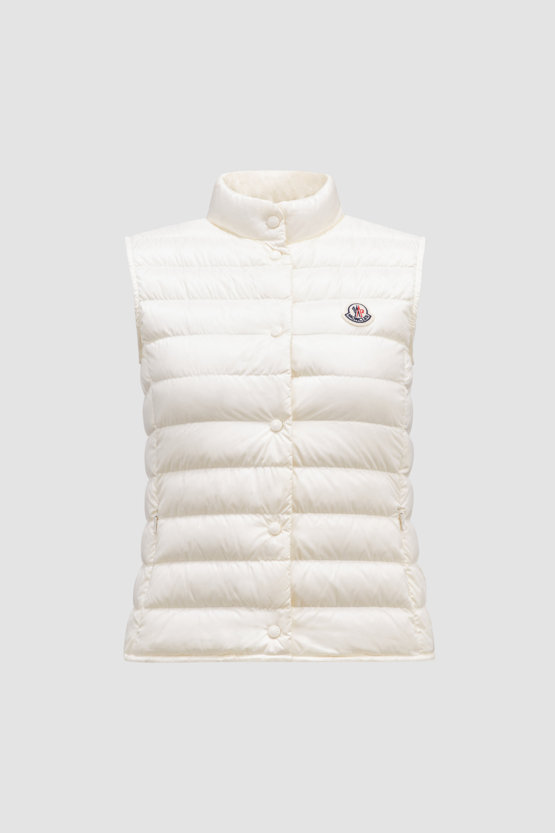 大人女性の モンクレール MONCLER ダウンベストLIANE GILET ダウン