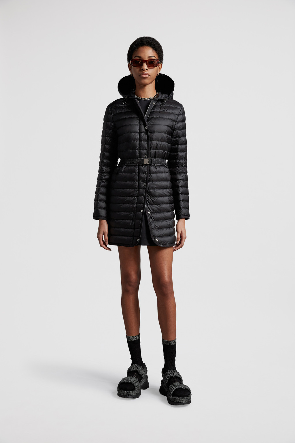 Doudoune capuche clearance fourrure femme moncler