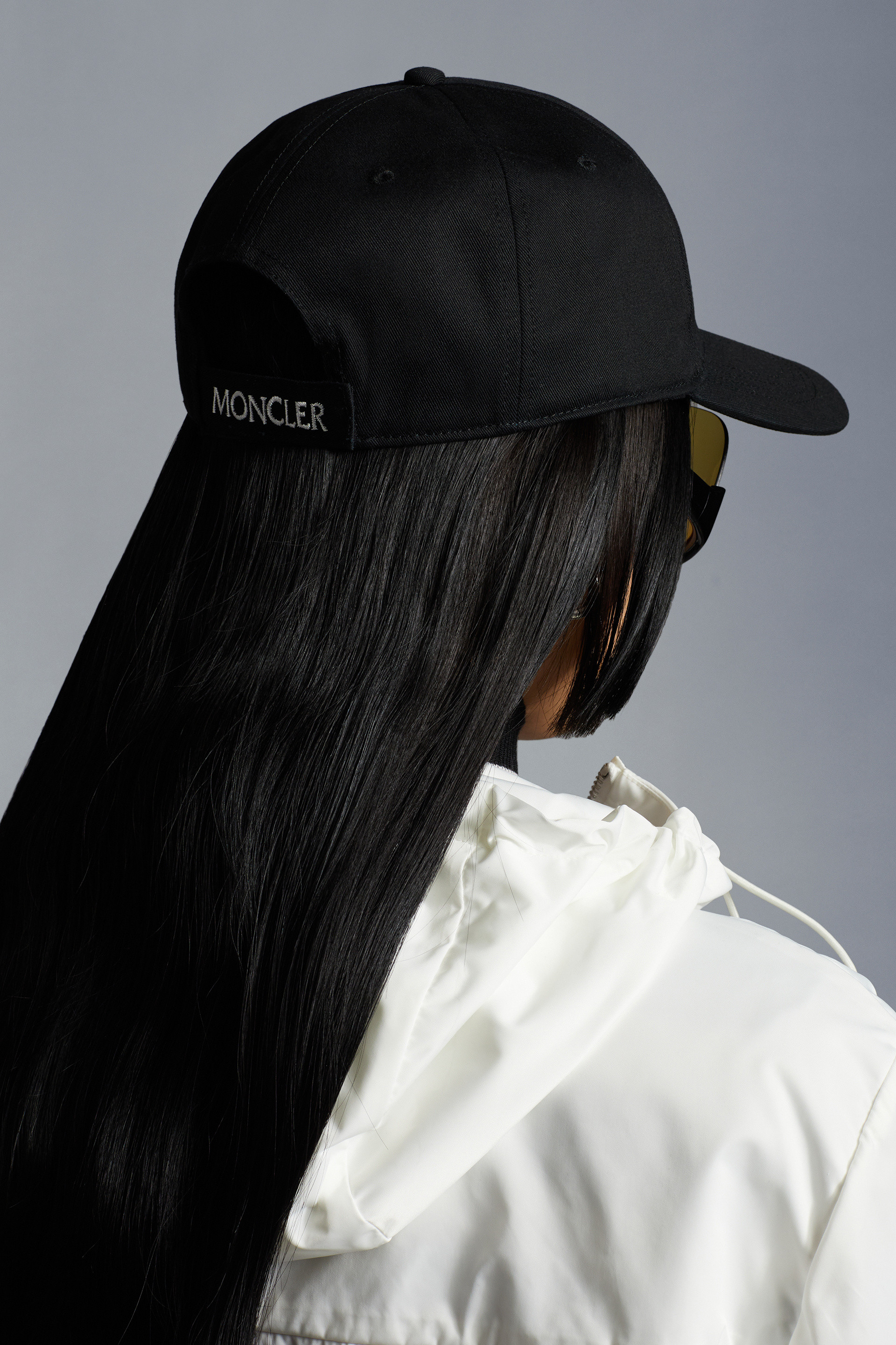 Moncler black sale hat womens